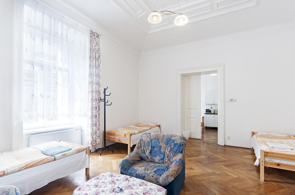 Gallery Hostel Prague Luaran gambar