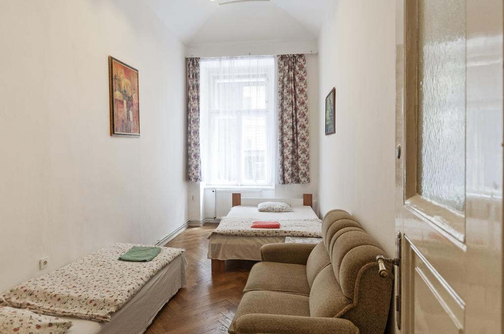 Gallery Hostel Prague Luaran gambar