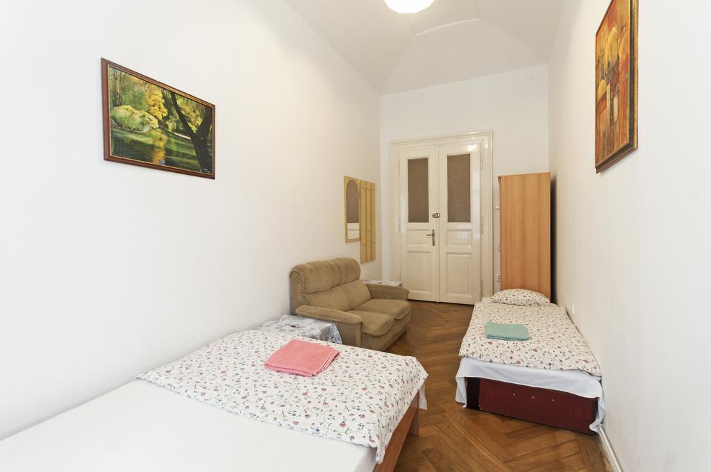Gallery Hostel Prague Luaran gambar